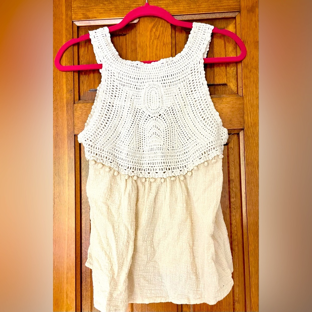 Adiva boho bohemian flowy tan taupe nude top. Crochet detail back. Medium. VGUC - Picture 1 of 2